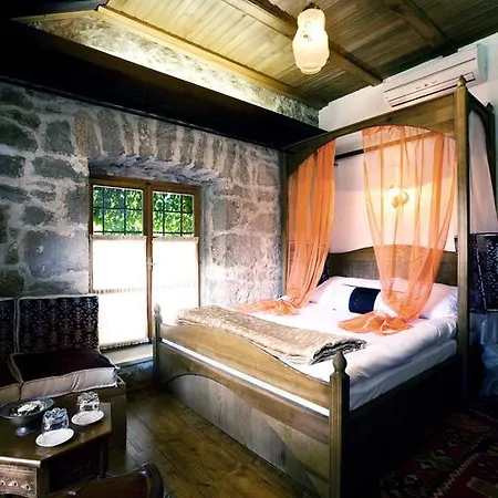 Hotel Bosnian National Monument Muslibegovic House 4*