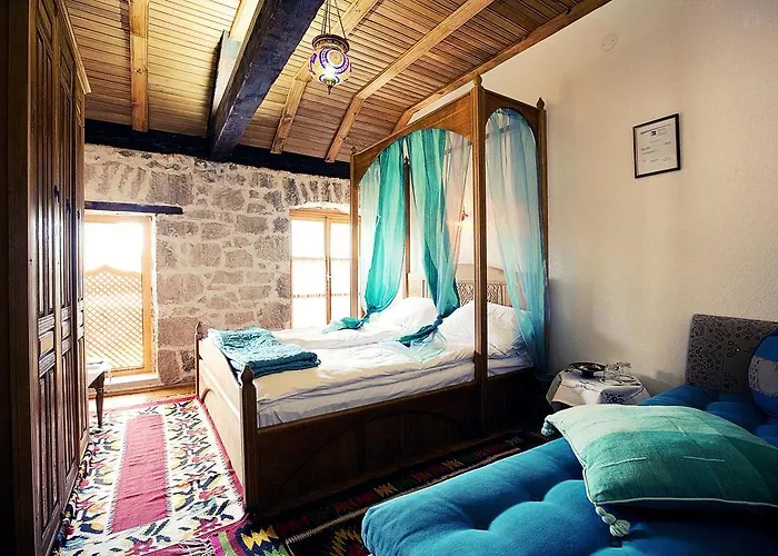 Bosnian National Monument Muslibegovic House Hotell Mostar